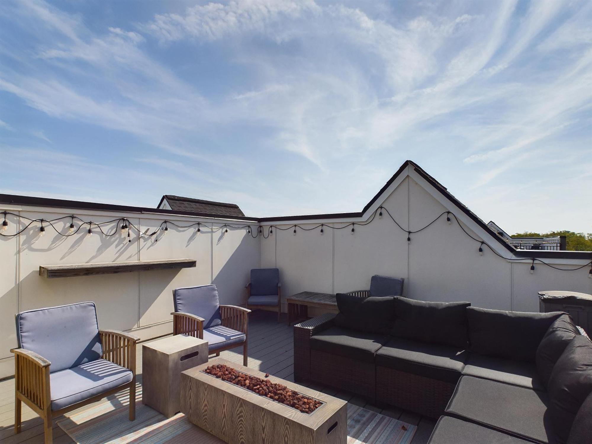 Country Lyric - Mins To Downtown - Rooftop Deck Nashville Exterior photo